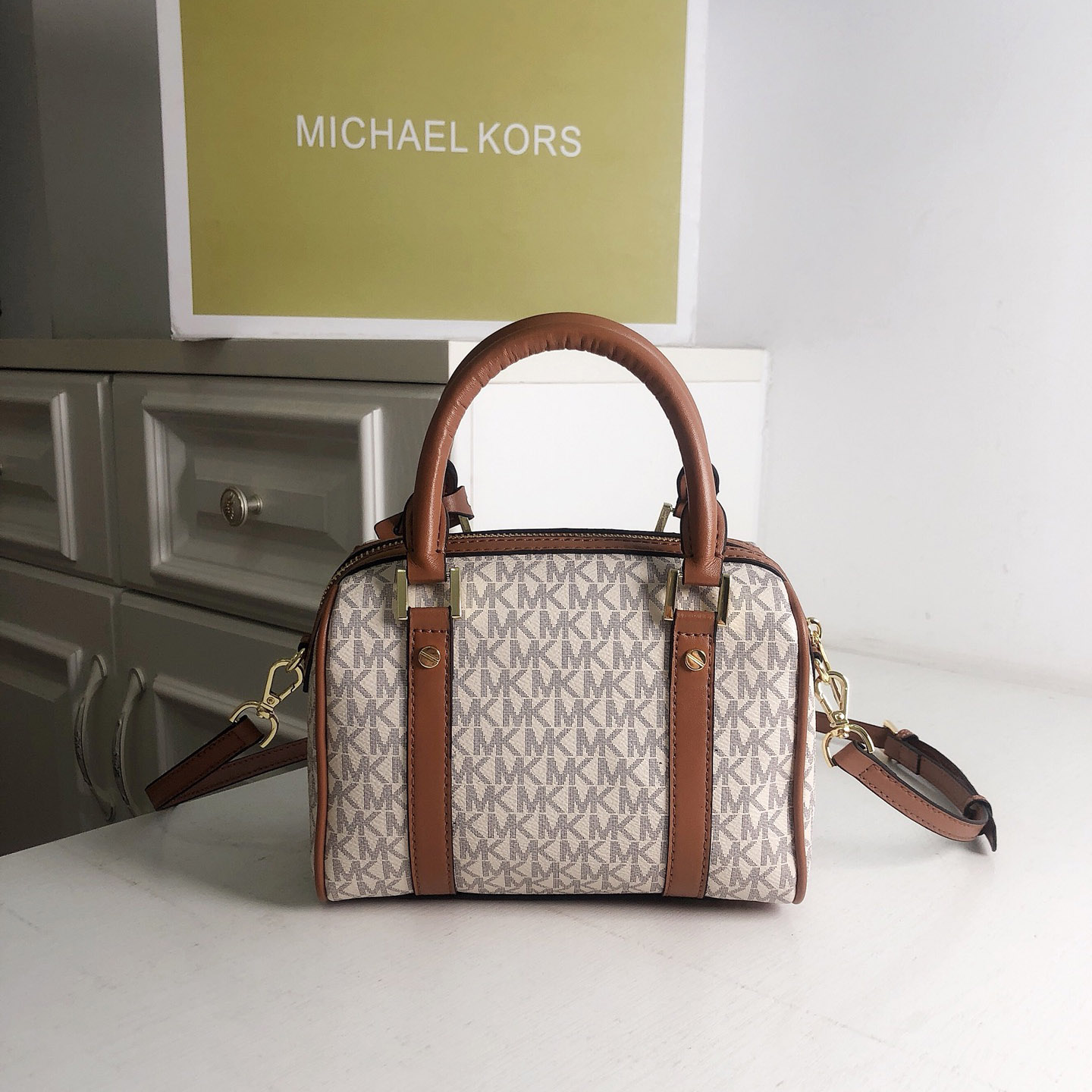 Yeni Michael Kors Kadın Lüks T - Luxury Watch Girl incelemesi ve fiyatı
