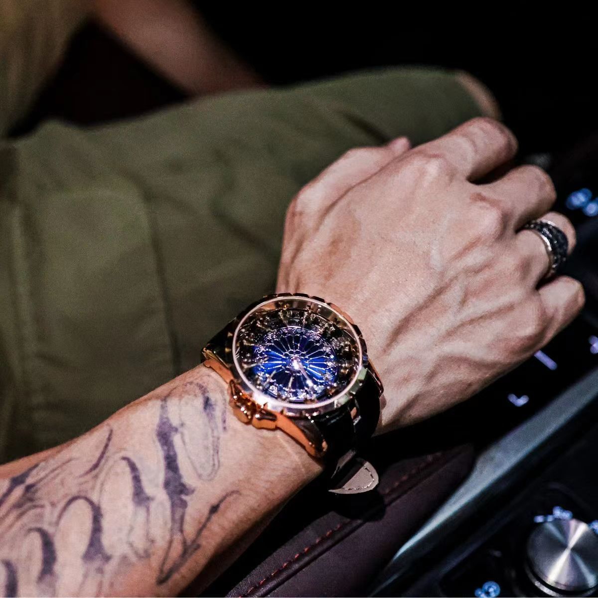 Lüks ve Zarif Erkek Saati, On  - Zodiac Luxury Watch incelemesi ve fiyatı