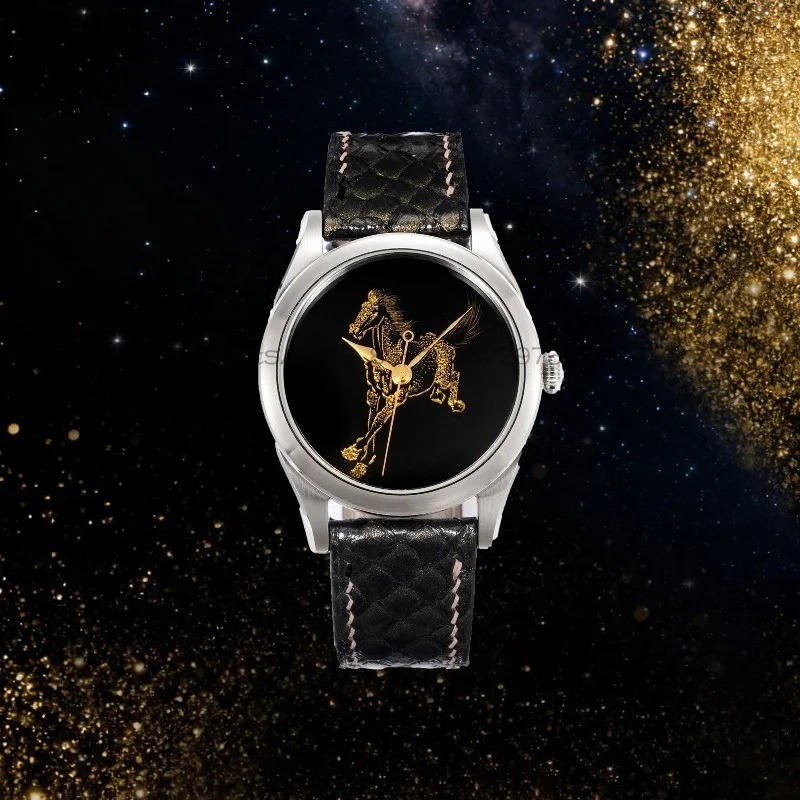 At Yılı Zodyak Mekanik Saati,  - Zodiac Luxury Watch incelemesi ve fiyatı
