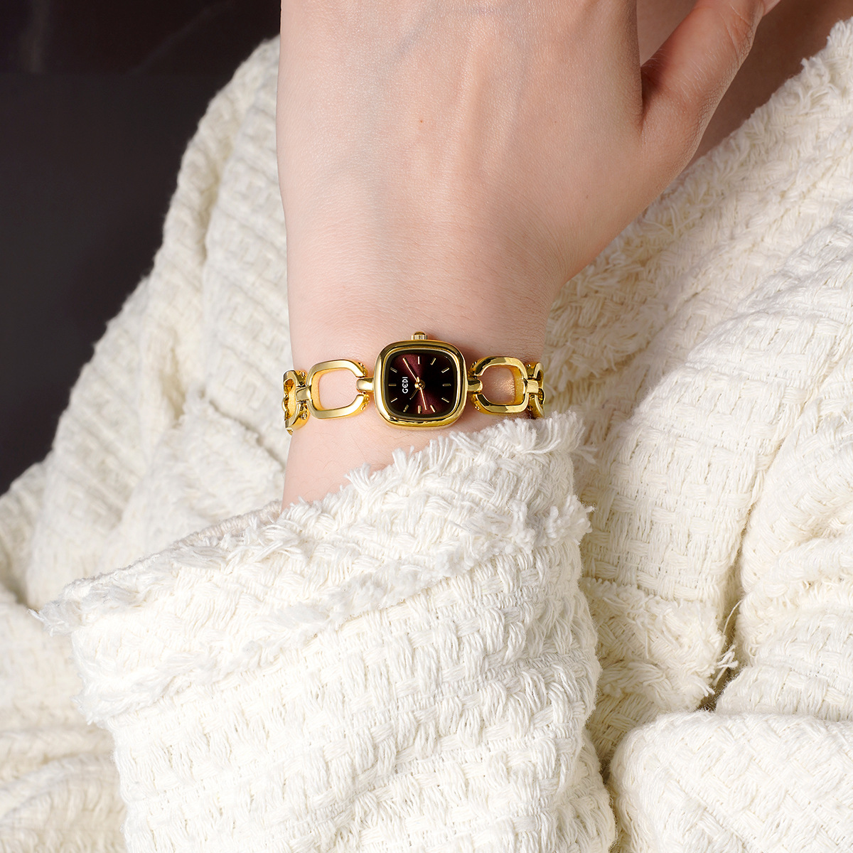 GEDI Marka Kadın Saatleri Hafi - Luxury Watch Brand List incelemesi ve fiyatı