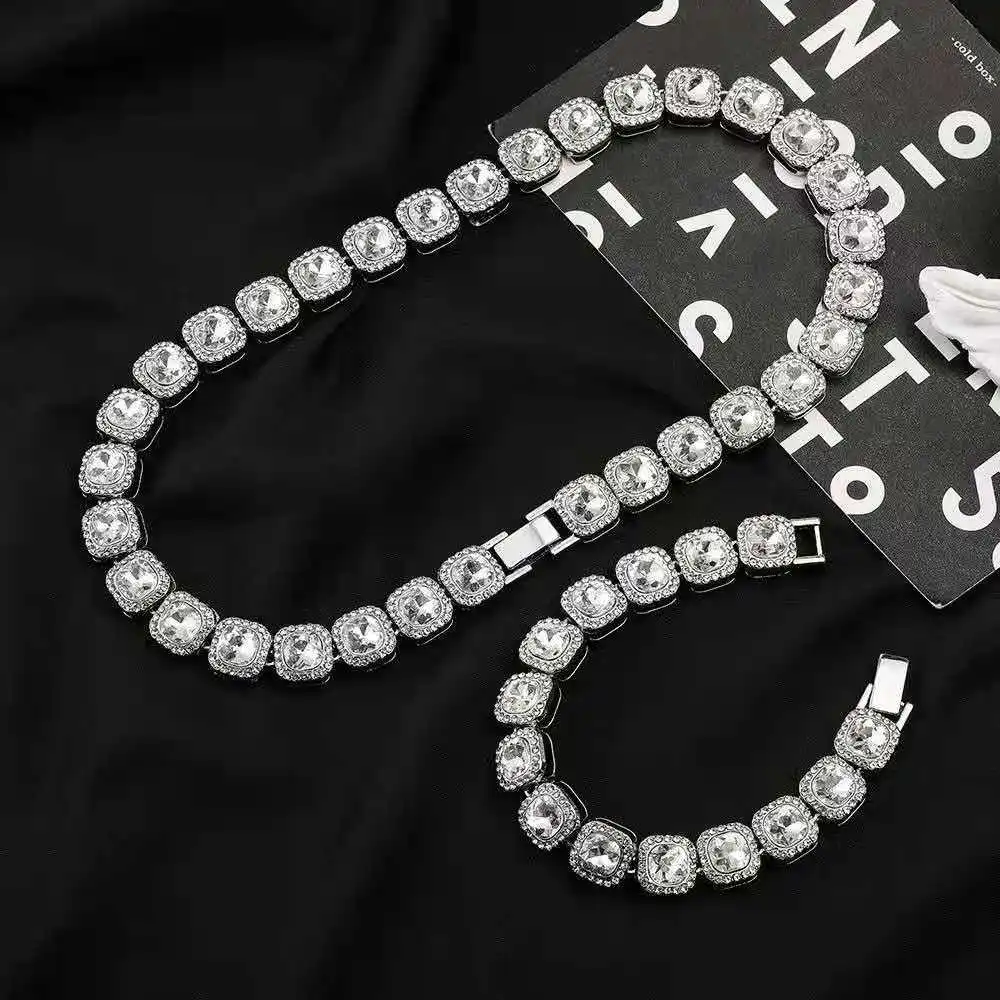 Lüks Bileklik Saat Kolye Bilez - Luxury Watch Miami incelemesi ve fiyatı